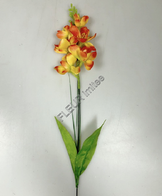 Frezie s trávou   59cm 12/72