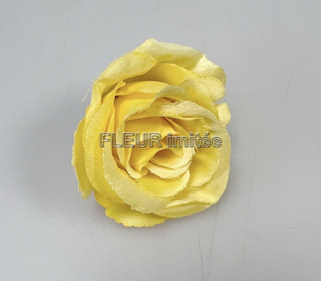 Květ růže Mercedes 7cm 12/1440
