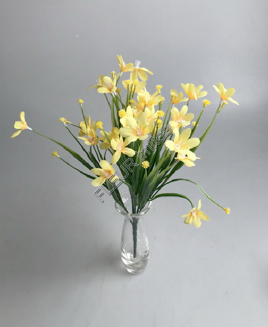 Kytička jarní  x7 33cm   24/240