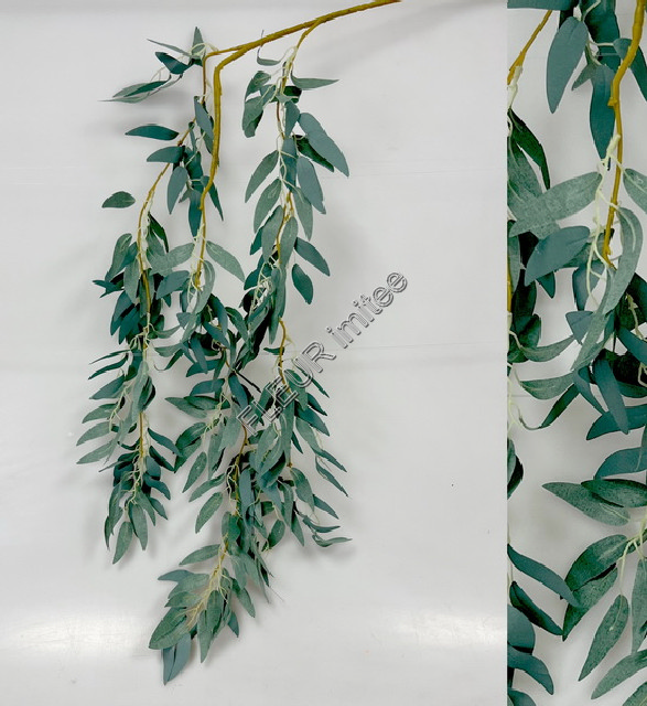 Ruscus 130cm 12/72